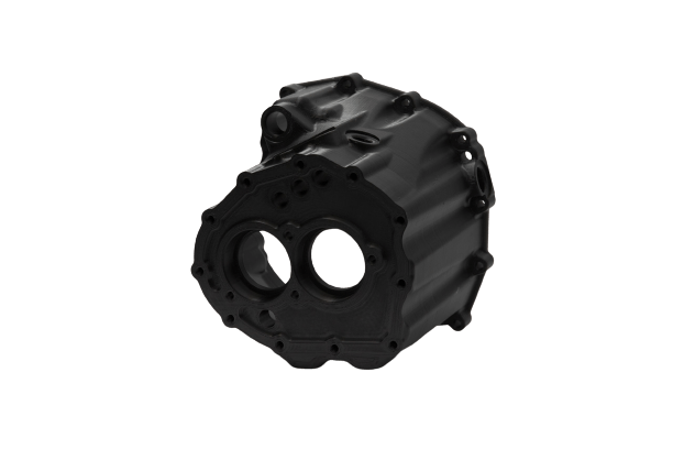 stol-biurowy-z-filizanka-kawy-klawiatura-i-notatnikiem-1024x683