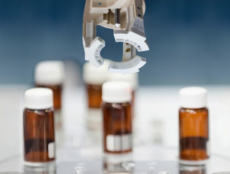 amfg.ai_Igus-3d-printed-a-gripper